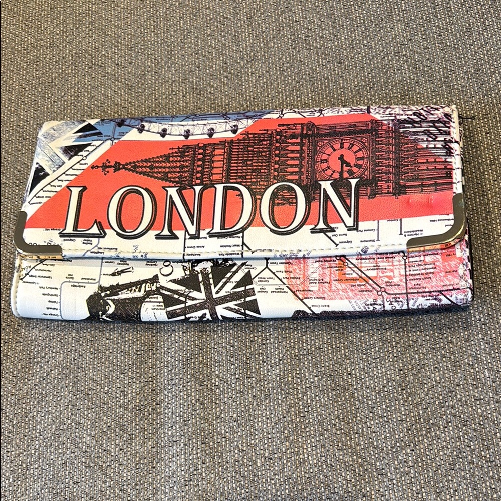 Aldo London Themed purse